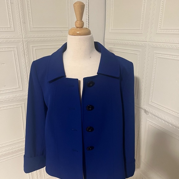 Dark Blue Blazer (Petite) - Picture 6 of 15
